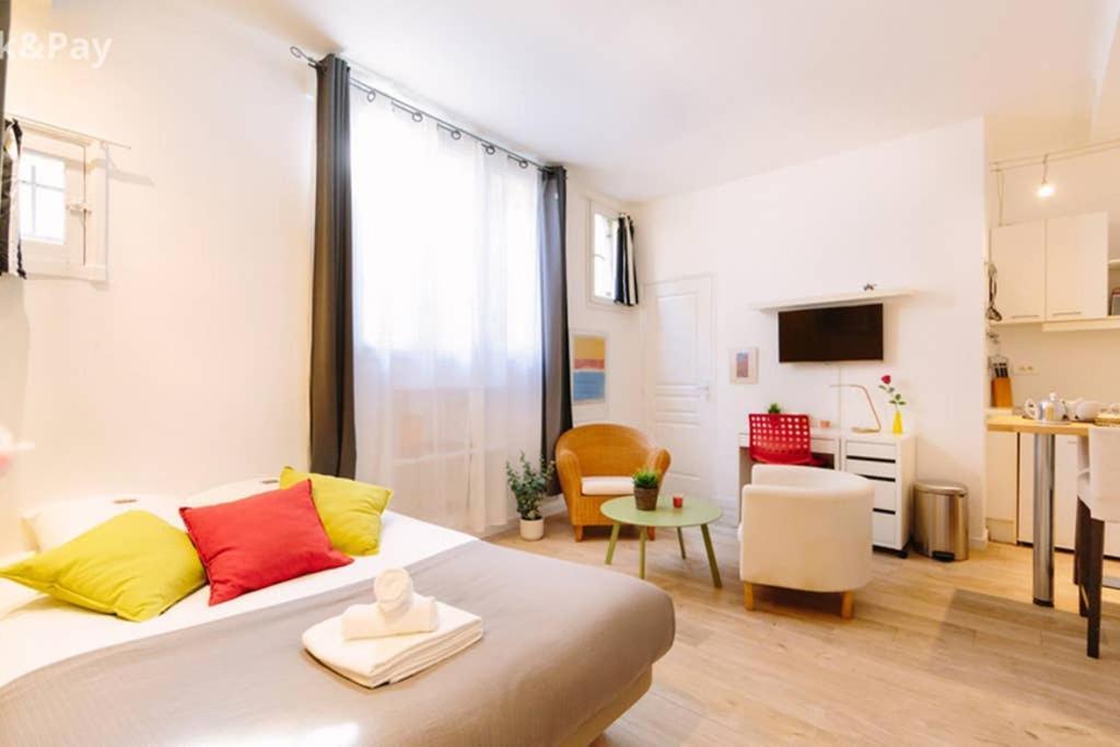 Lulu, Le Studio Du Chateau Apartamento Nantes Exterior foto