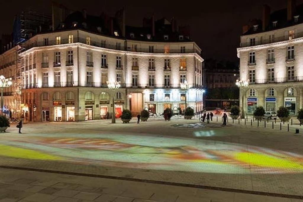 Lulu, Le Studio Du Chateau Apartamento Nantes Exterior foto